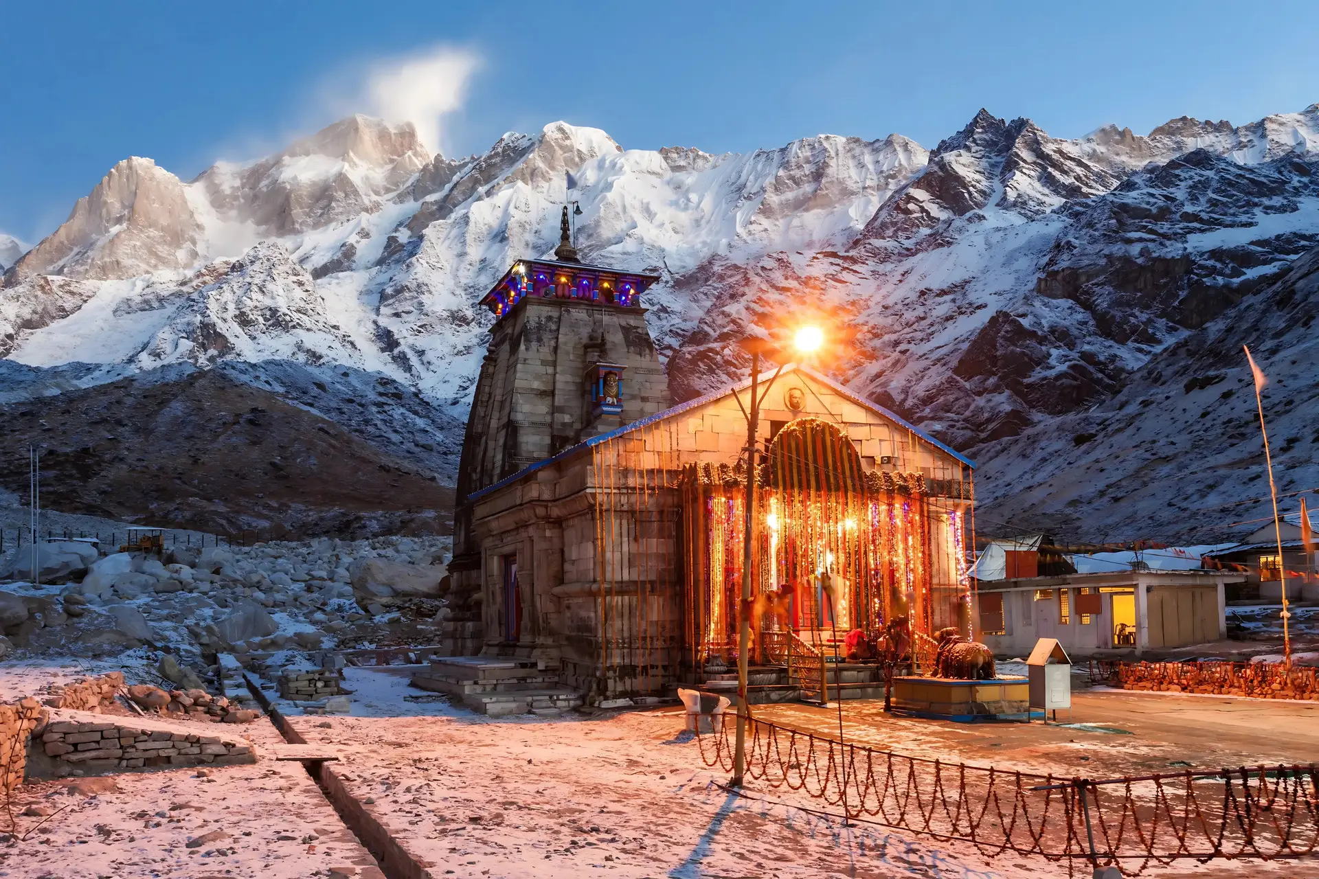 Kedarnath Temple with snow-covered Himalayan peaks during Char Dham Yatra in Uttarakhand