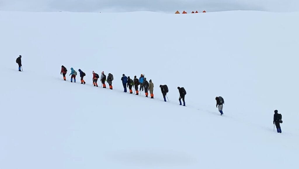 Sar Pass TRek